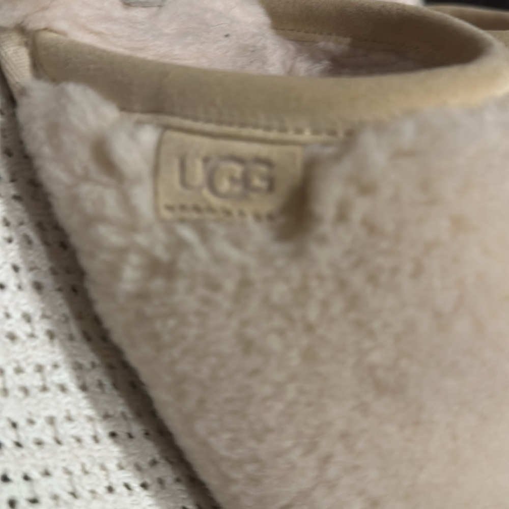 UGG Soft Cream Shearling Slippers - Picture 7 of 8